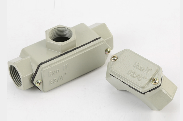 鋁合金穿線(xiàn)盒